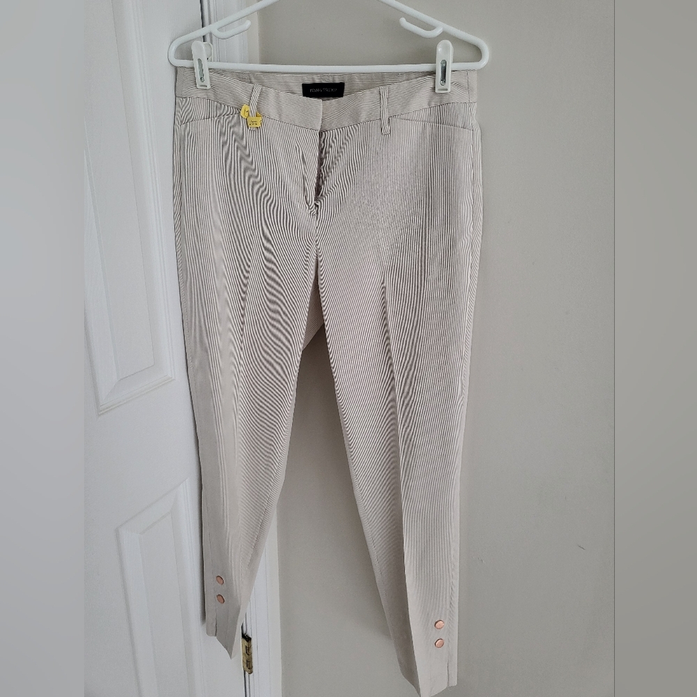 Ivanka Trump Beige Ankle Pants